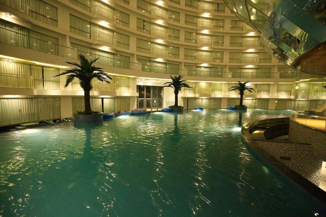 Rajhans Belliza Service Apartment Surat Exterior photo